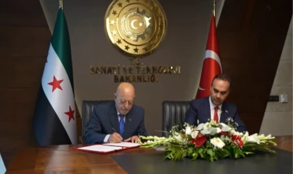 Bakan Kacır, Suriyeli mevkidaşı ile bir araya geldi