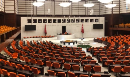 TBMM’de yoğun hafta: Aidat düzenlemesi ve deprem destekleri gündemde